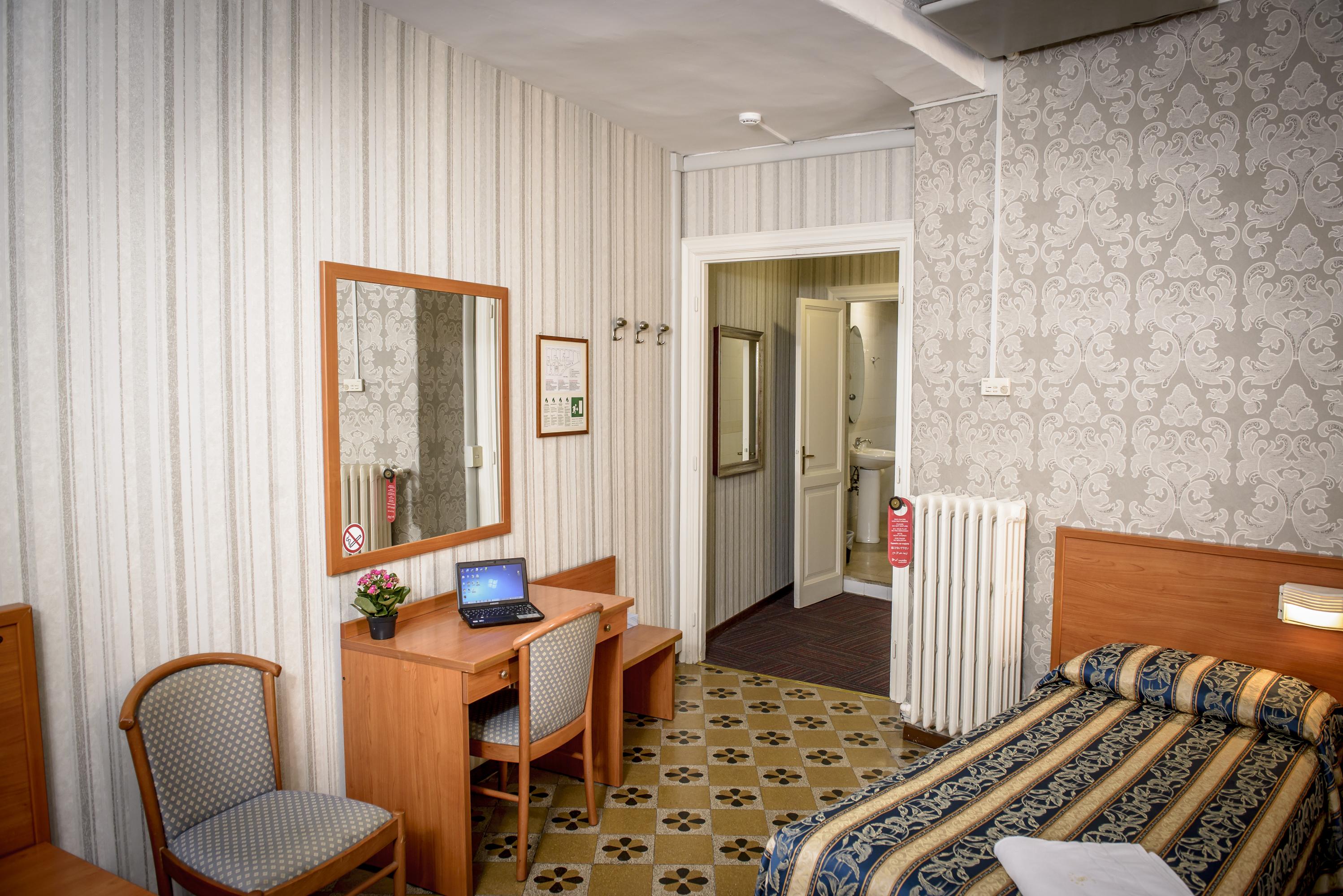 Hotel Emmaus Ρώμη Εξωτερικό φωτογραφία