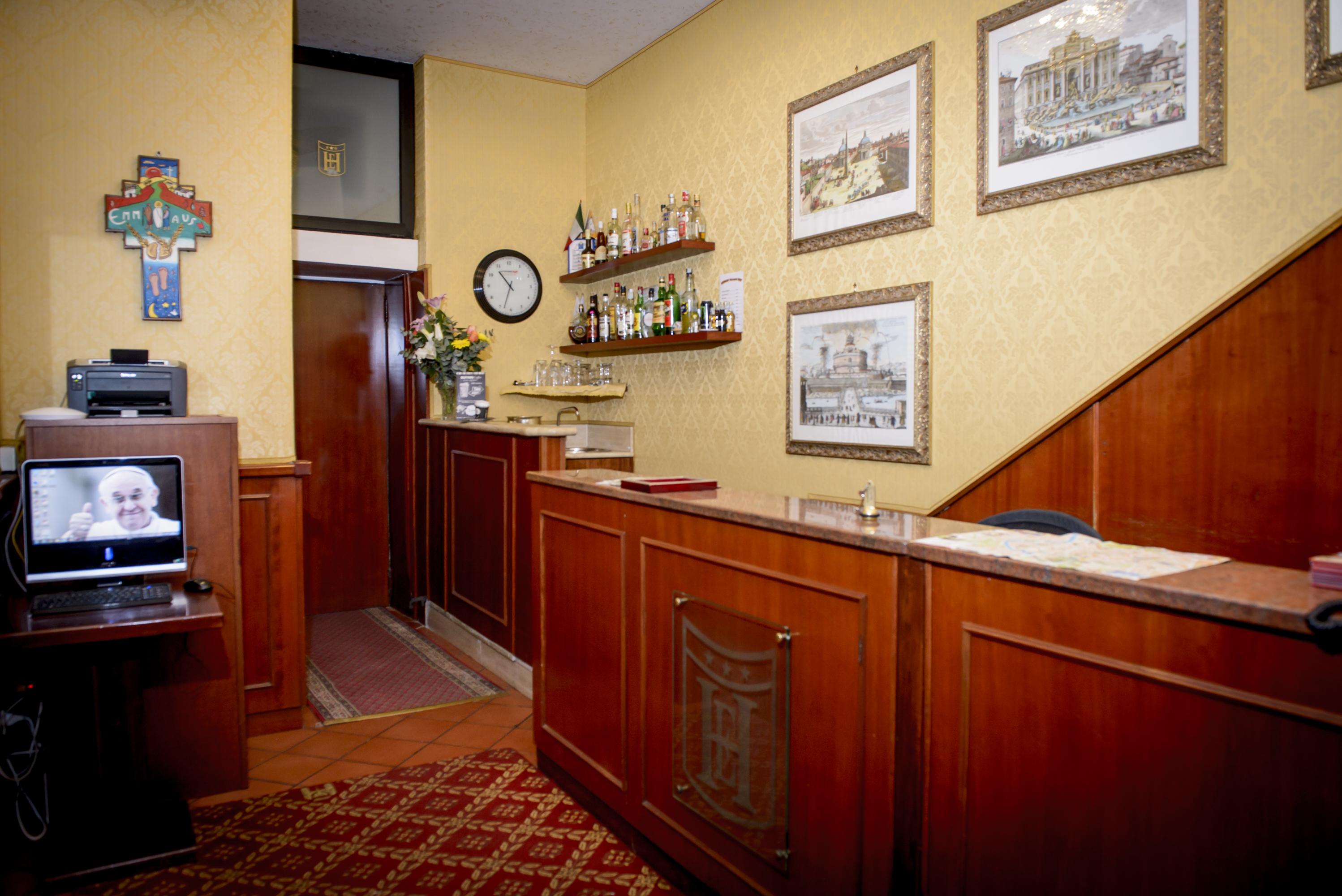 Hotel Emmaus Ρώμη Εξωτερικό φωτογραφία