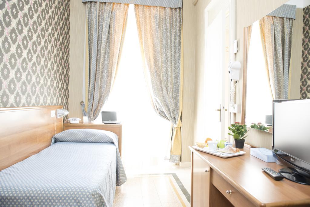 Hotel Emmaus Ρώμη Εξωτερικό φωτογραφία