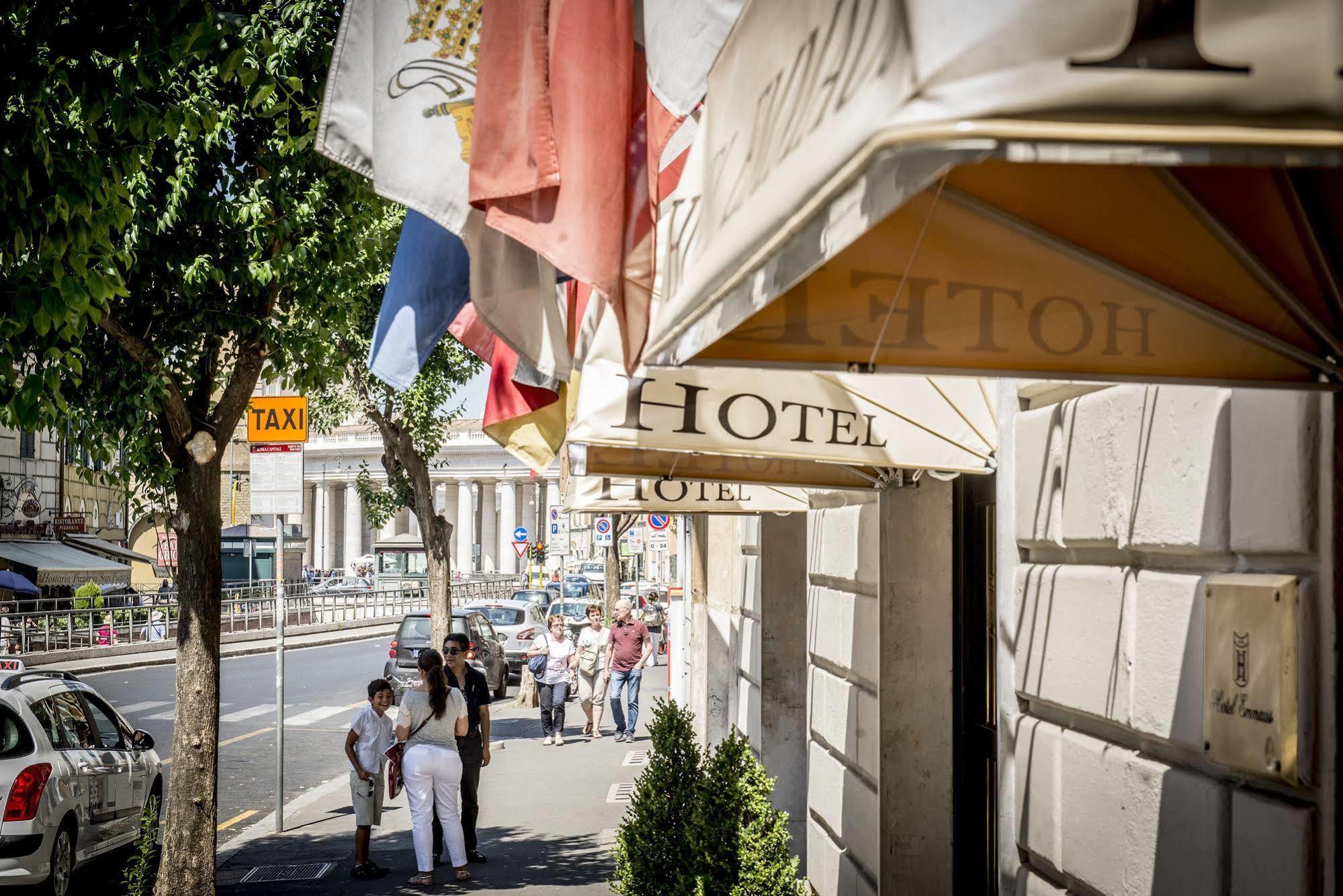 Hotel Emmaus Ρώμη Εξωτερικό φωτογραφία